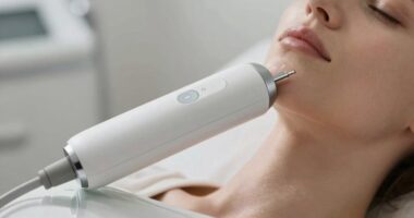 microcurrent lifting effects