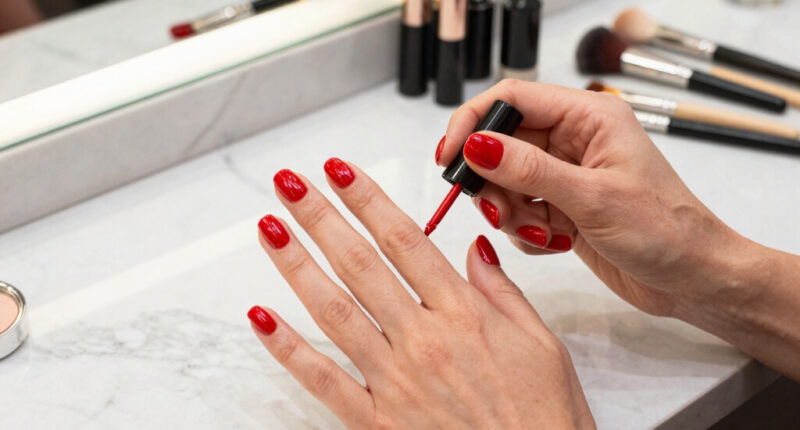 In Taylor Swift’s World, Nothing Is Accidental. Not Even a Manicure.