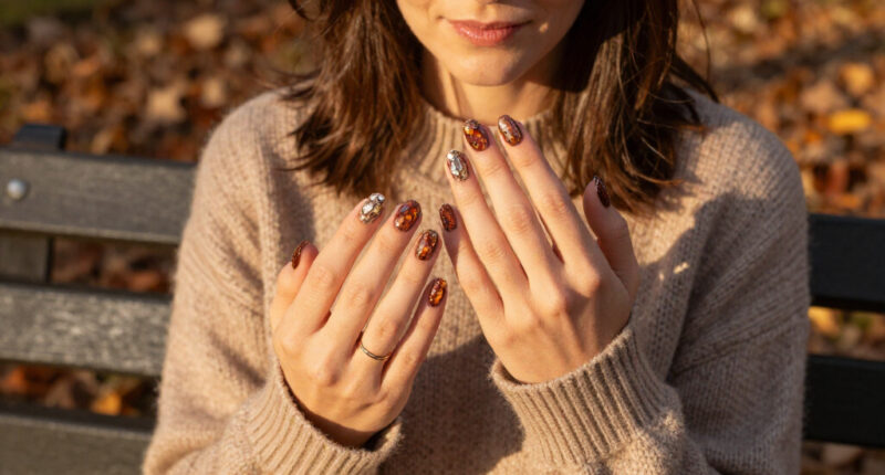 Hold Your Autumn Manicure—the Bedazzling Trend Has Reached Our Nails