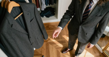 10 Best Women's Suit And Tie Outfits in 2026