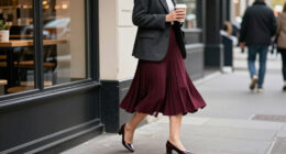 Pretty Outfit Tip: Wear This Blazer Trend And Closet-Toe Heel Trend With A Skirt In This Color